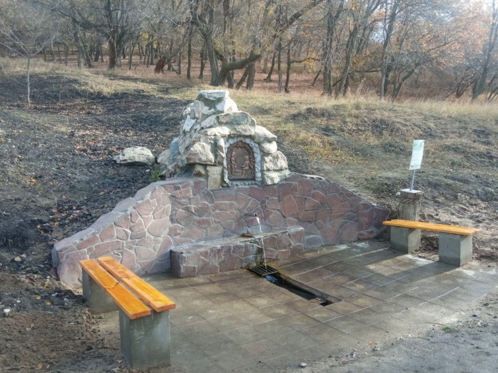 На «Кумысной поляне» в Саратове реконструировали родник