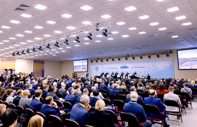 Человекоцентричность и развитие: Арктика объединяет экспертов и лидеров