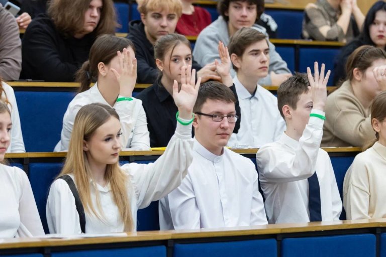 Интеллектуальная битва за природу: в МГРИ подвели итоги «Зелёного зачёта»