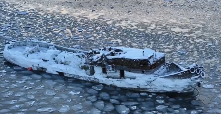 На Дальнем Востоке поднимут еще 103 затонувших корабля