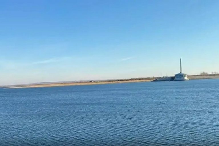 В Астане стартовала очистка водохранилища