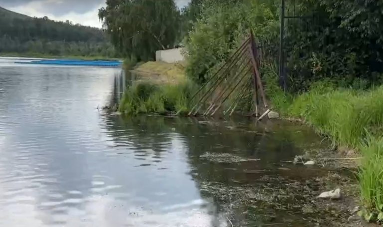 Озеро Якты-куль в Башкирии заливают стоками