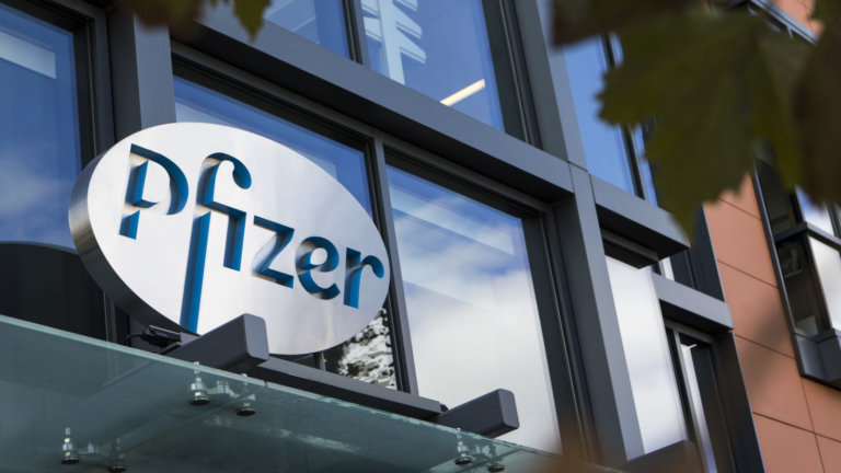 В США фармгиганта Pfizer обвинили в загрязнении питьевой воды
