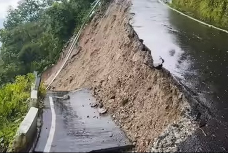 Катастрофические дожди в Непале: число жертв растёт