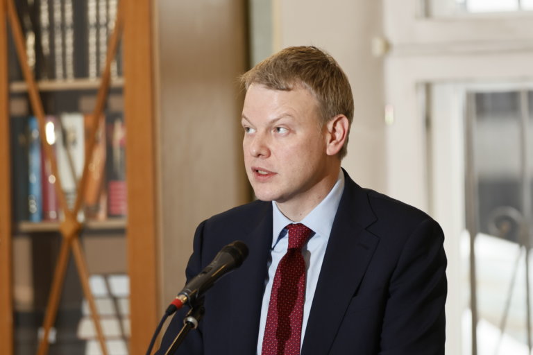 UNEP высоко оценил вклад Вадима Петрова в подготовку VII глобального экологического доклада ООН