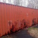 На берегу Оки под Нижним Новгородом нашли гниющие контейнеры с неизвестной химией