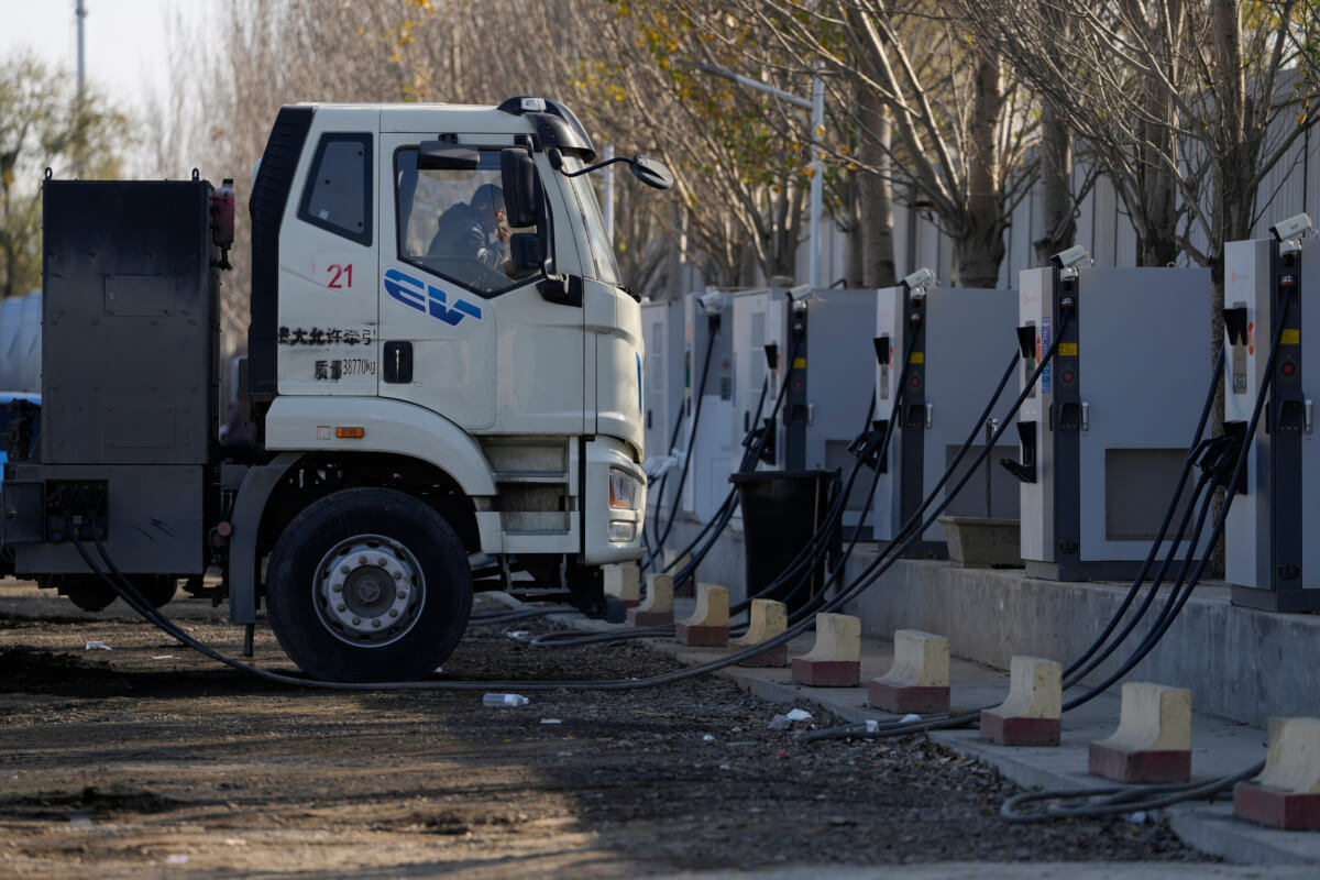 Переход на электромобили улучшил качество воздуха в 150 городах Китая