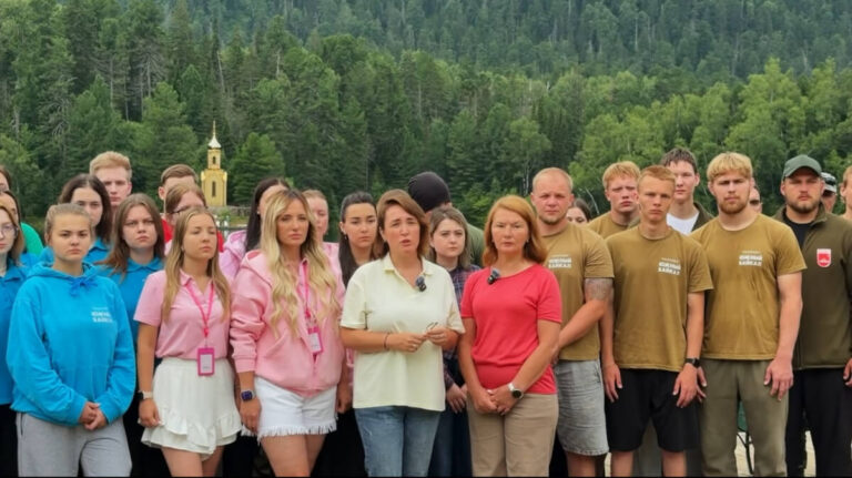 Руководство и коллектив экопарка «Южный Байкал» заявили о давлении на проект