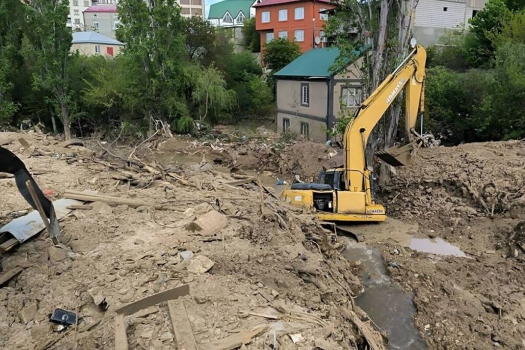 В Махачкале снесут более 100 незаконных построек у реки Тарнаирки