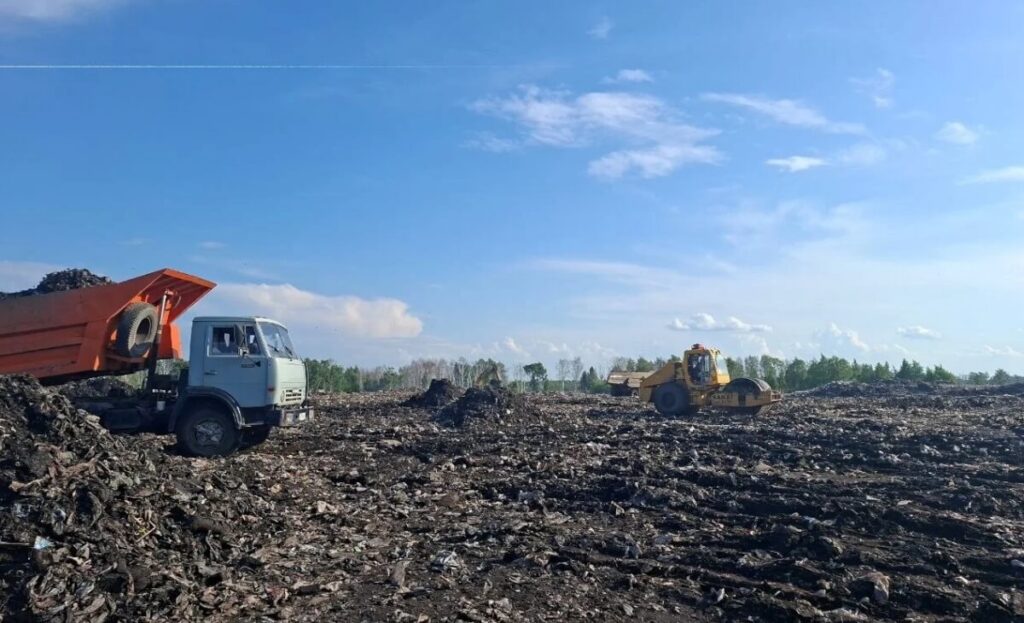 В Челябинской области две старые свалки превратятся в зеленые холмы
