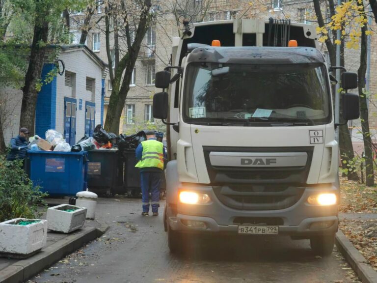 Региональные операторы начнут создавать резерв мусоровозов