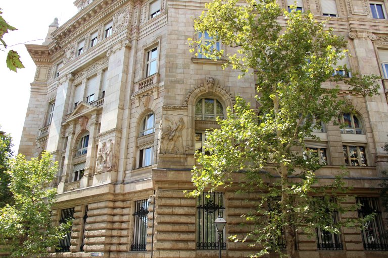 Засуха добралась до прогнозов: центробанк Венгрии хочет учитывать климатические риски