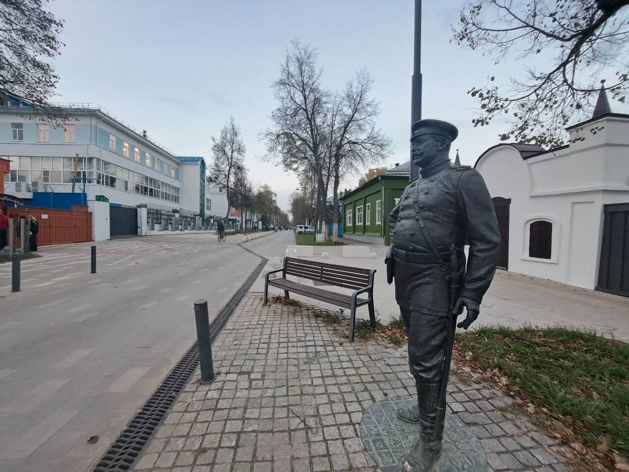 Городская скульптура на улице Арзамаса